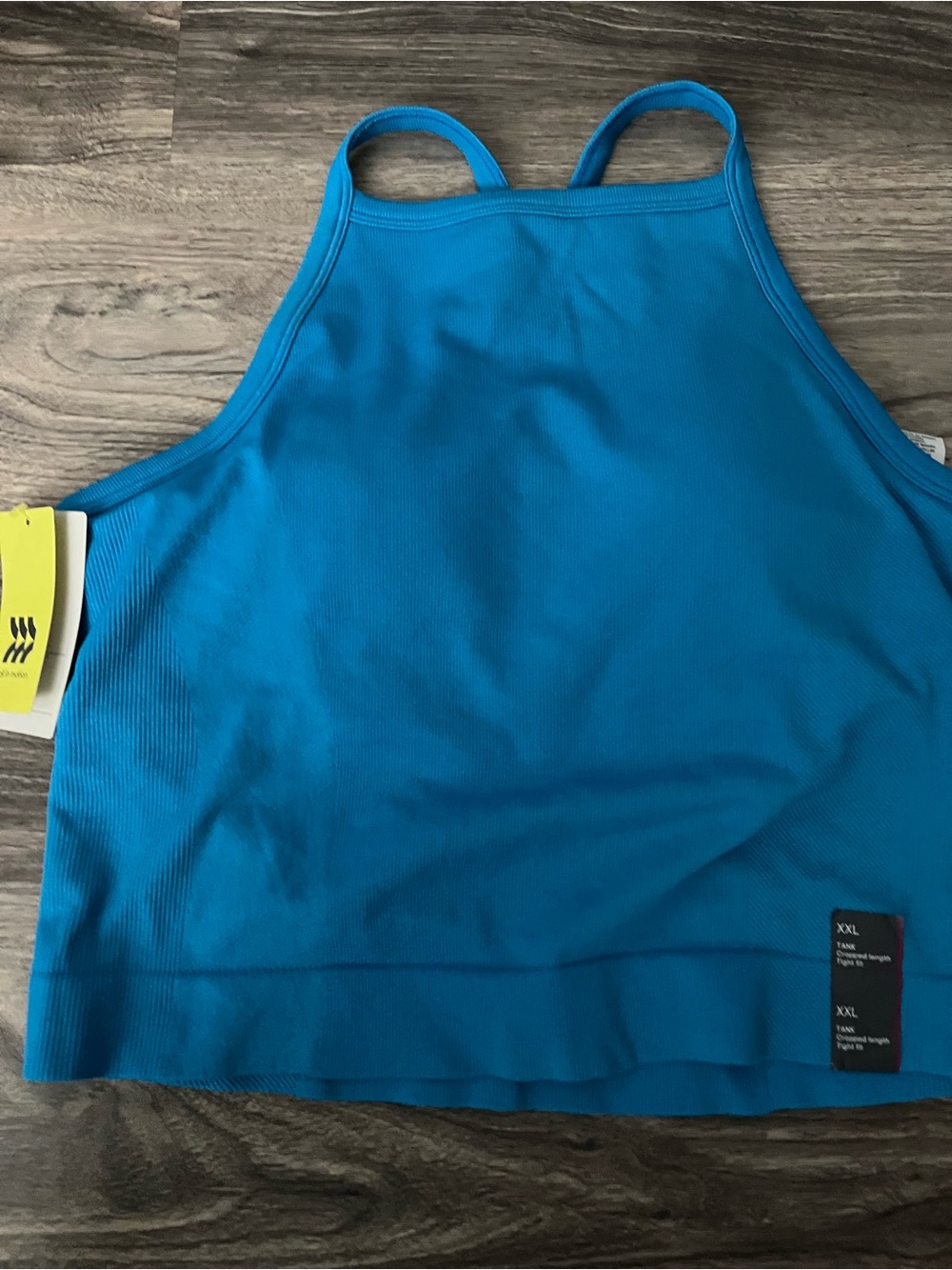 Ribbed Seamless Tank Top - Picture 3 of 4